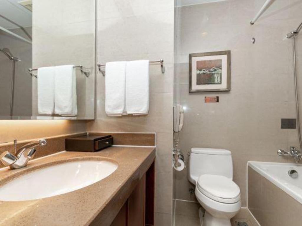 Qingdao Blue Horizon Hotel Licang Экстерьер фото