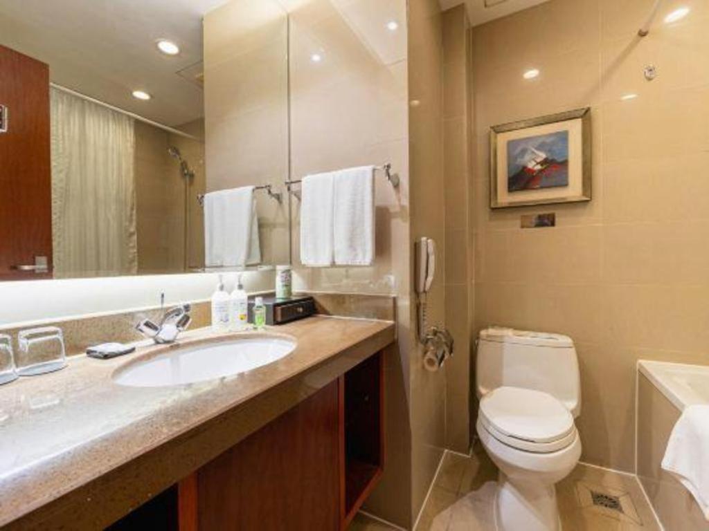 Qingdao Blue Horizon Hotel Licang Экстерьер фото