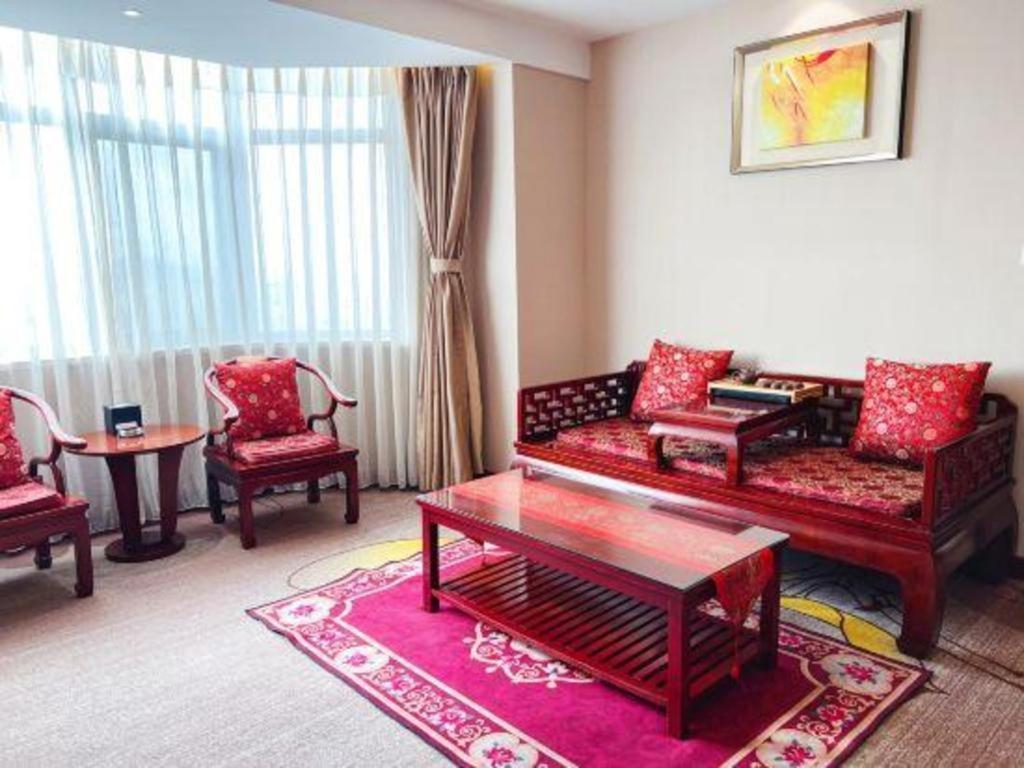 Qingdao Blue Horizon Hotel Licang Экстерьер фото